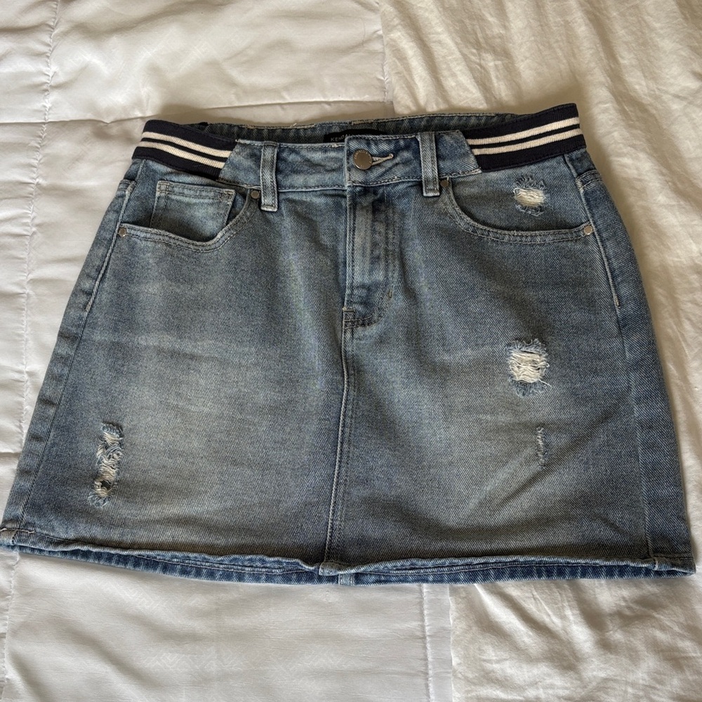 Kendall & Kylie Demin Skirt